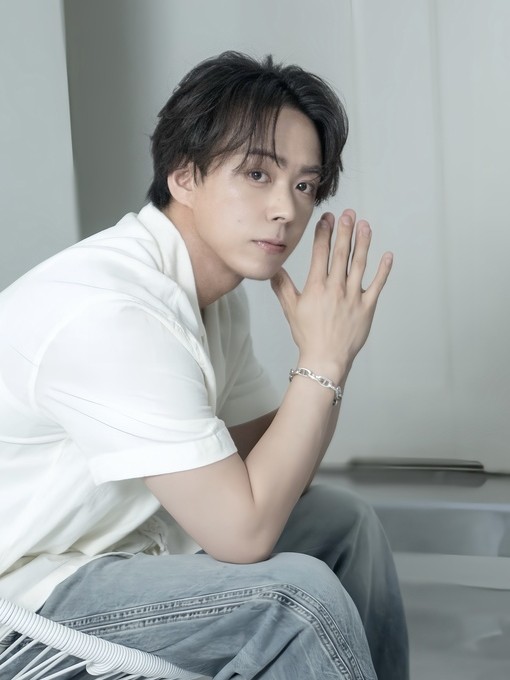 青山翔輝　3枚目
