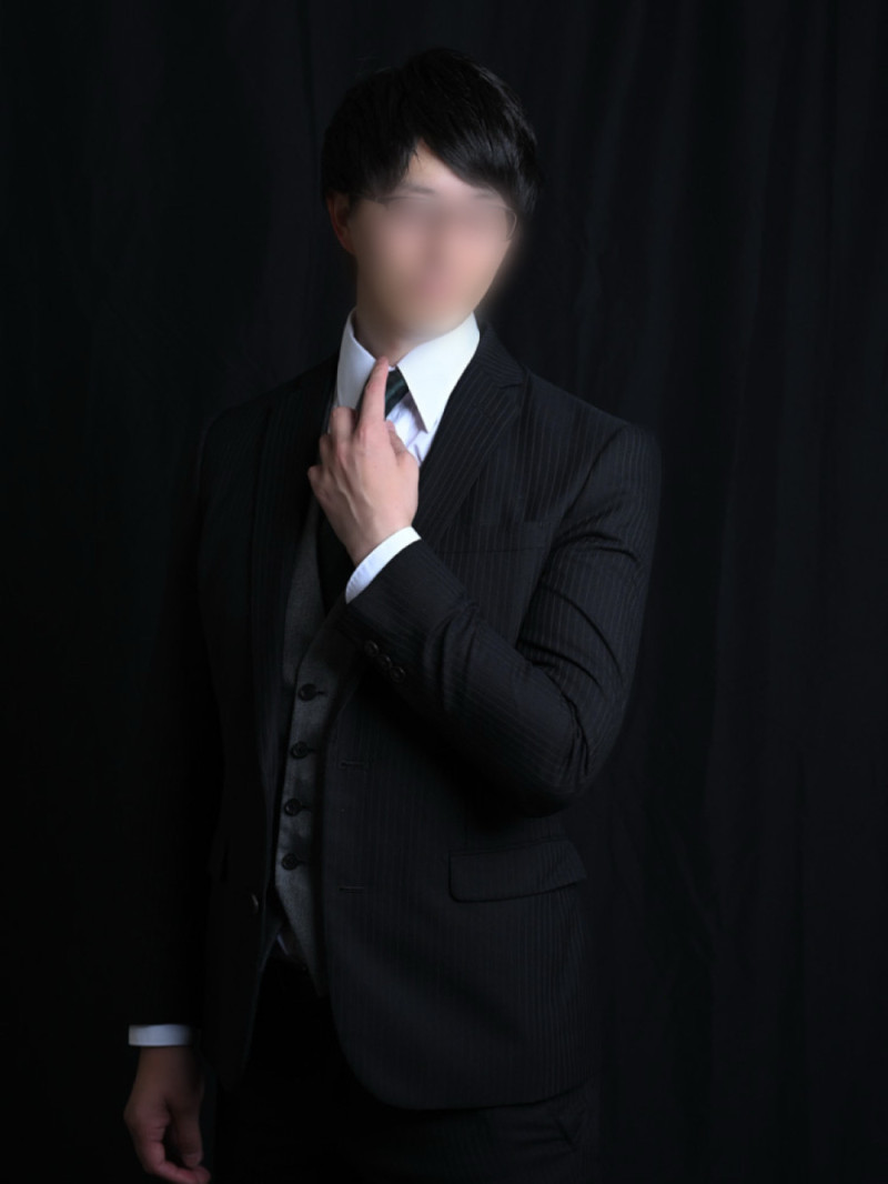青