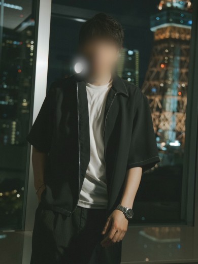 隼人　3枚目