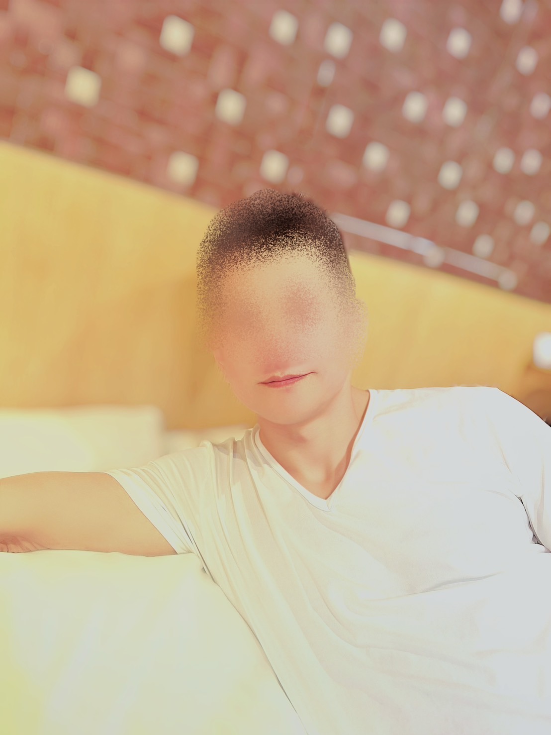秀人 3枚目