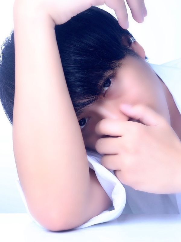 優　2枚目